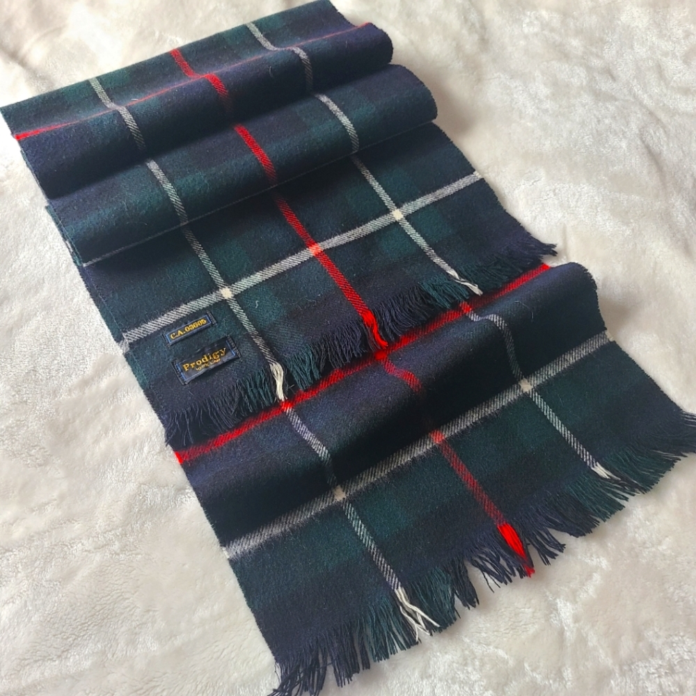 Prodigy 100% Lan Plaid Scarf